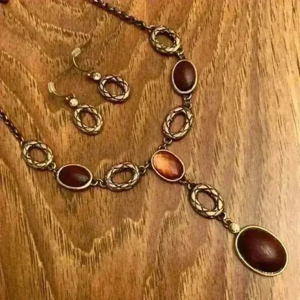 Signed Saq Bronze-Tone Pendant & Wood Tone Gold Rhinestone Necklace And